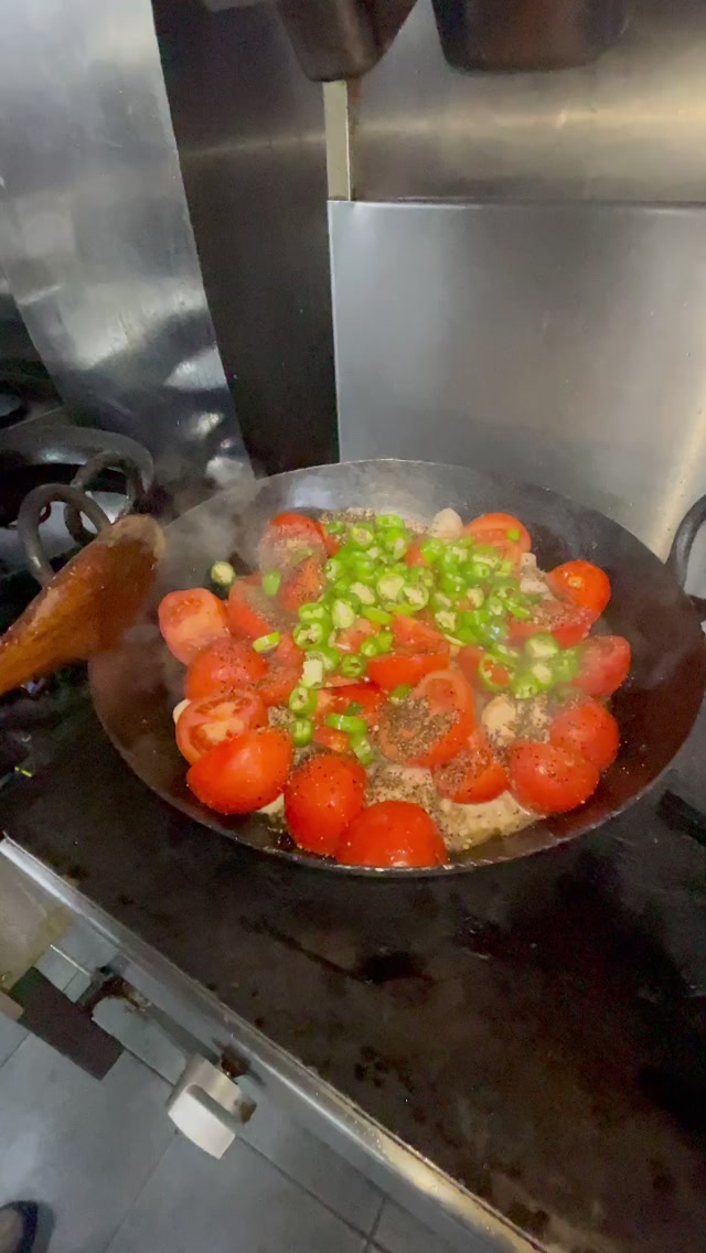 The Solo Karahi Feast